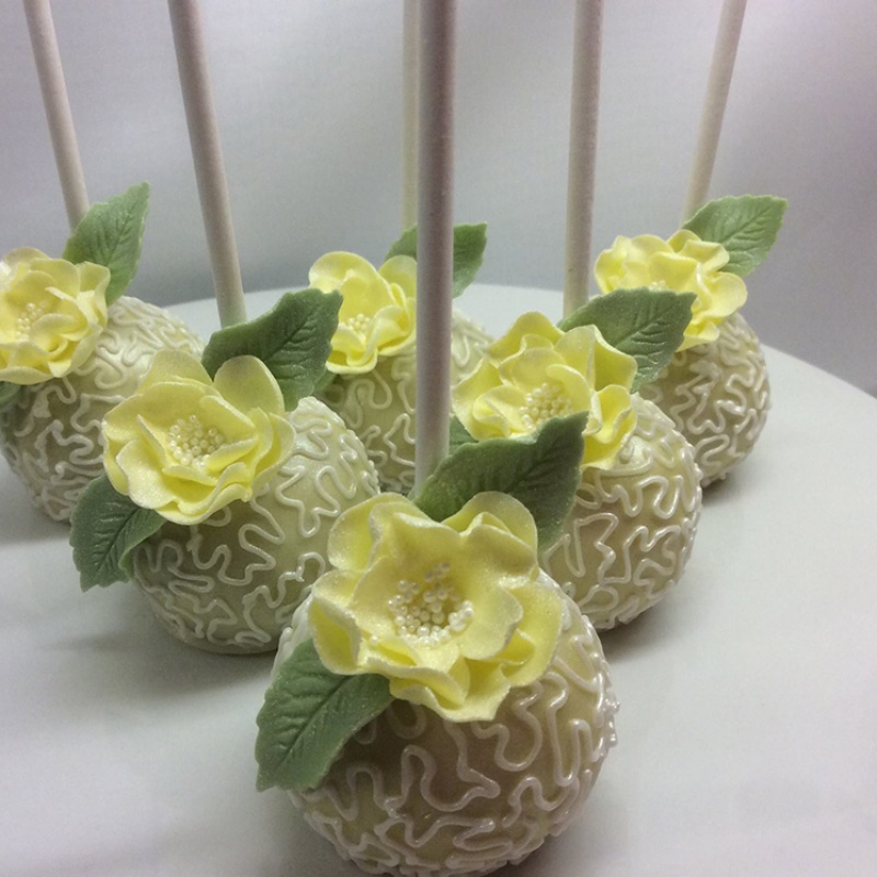 Wedding Cake Pops Gallery
